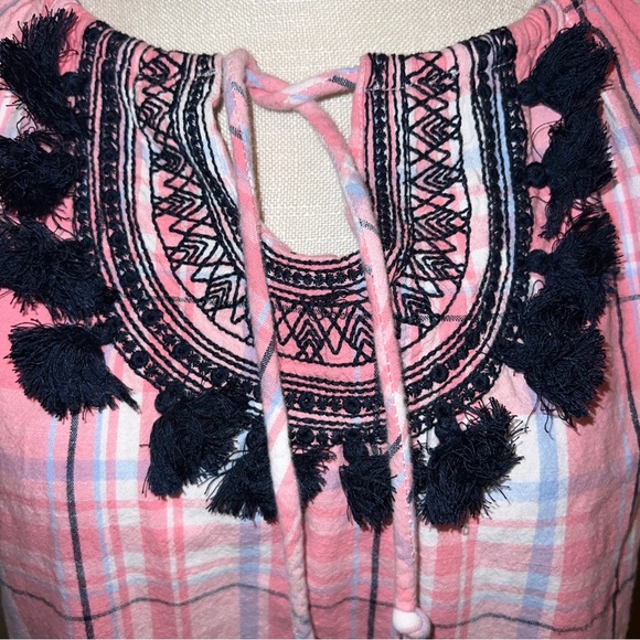 Crown & Ivy Pink Blue White Plaid Tassel Dress Short Sleeve Size 2 - Picture 8 of 10